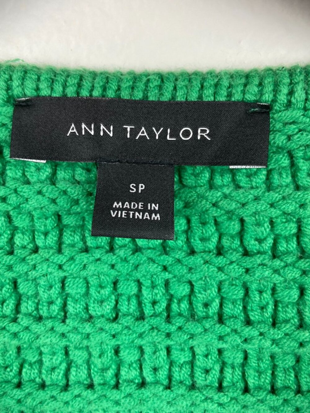 Ann Taylor Chunky Knit Green Cardigan With Gold Buttons Size Small Petite - Picture 7 of 8